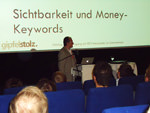 Stefan Fischerländer Vortrag über KPI